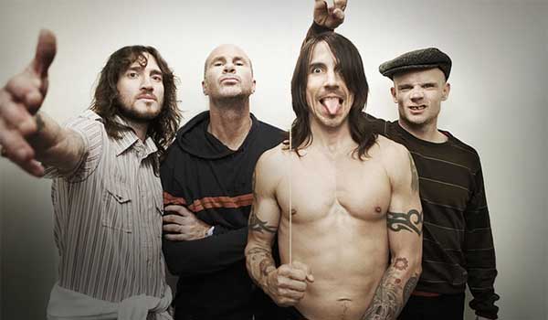 RED HOT CHILI PEPPERS VENDEN EN UN DÍA MÁS DE 20.000 ENTRADAS