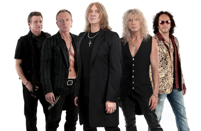 DEF LEPPARD: “BEHIND-THE-SCENES” EN JAPÓN