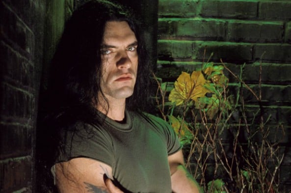 FANS DE TYPE O NEGATIVE PLANTAN UN ÁRBOL EN HONOR A PETER STEELE