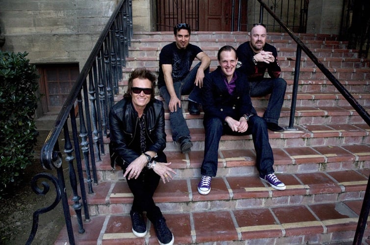 Bloque de noticias: Black Country Communion - Accept - Graham Bonnet Band - Kee Of Heart - Stanbrook