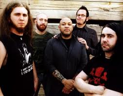 KILLSWITCH ENGAGE DEJAN FUERA A HOWARD JONES