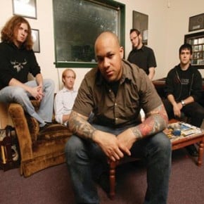 HOWARD JONES HABLA DE SU SALIDA DE KILLSWITCH ENGAGE