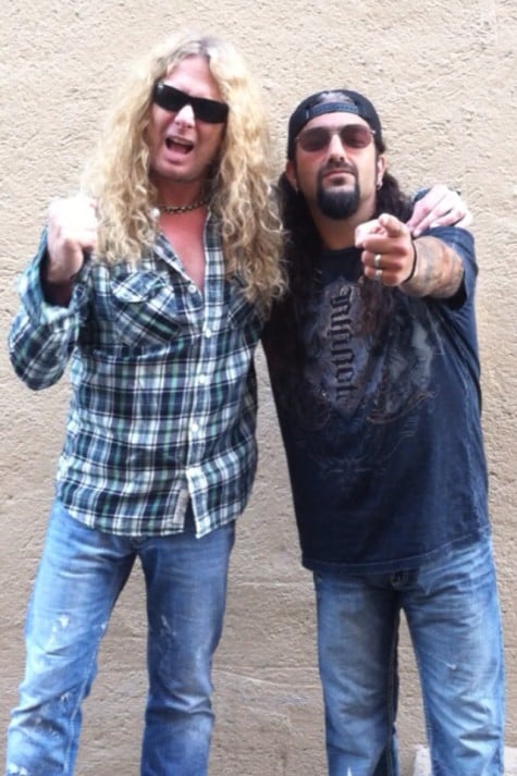 MIKE PORTNOY Y JOHN SYKES ROMPEN SU PROYECTO