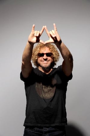 SAMMY HAGAR: “¿QUIENES SON VAN HALEN HOY EN DÍA? NO CREO QUE LOS FANS SE SIENTAN CONTENTOS”