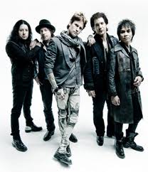 BUCKCHERRY EN EL ESTUDIO