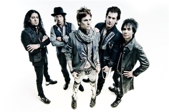 BUCKCHERRY FIJAN TITULO