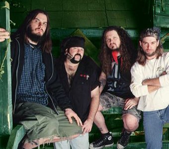 PANTERA: VIDEO CLIP DE “PISS”