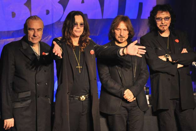 BLACK SABBATH: “HEMOS CONTRATADO A UN BATERÍA PARA LAS PRÓXIMAS ACTUACIONES”