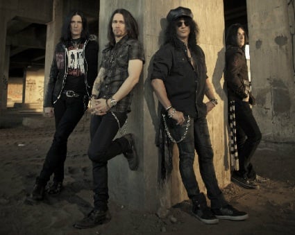 SLASH OFRECE NUEVO TEMA EN STREAMING