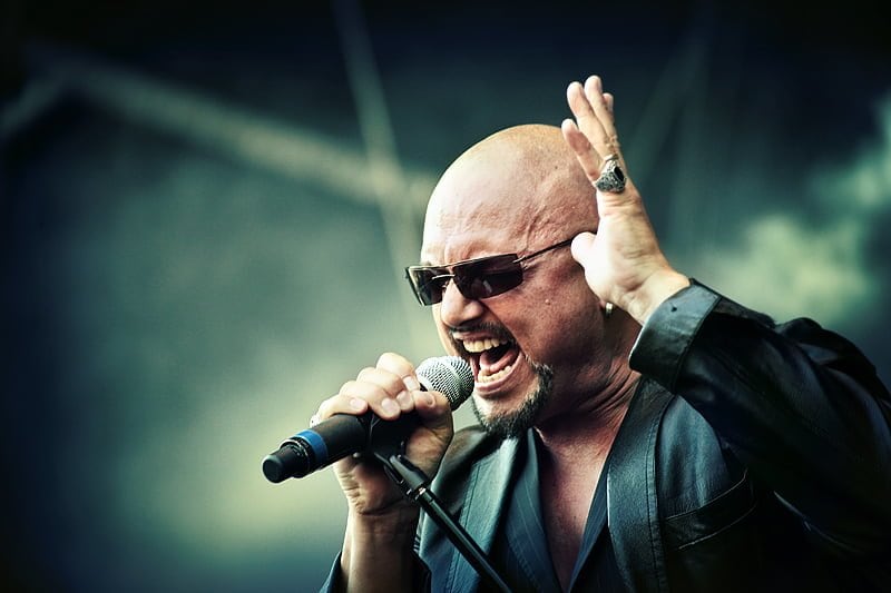 GEOFF TATE ANUNCIA FICHAJE CON NUEVA DISCOGRÁFICA