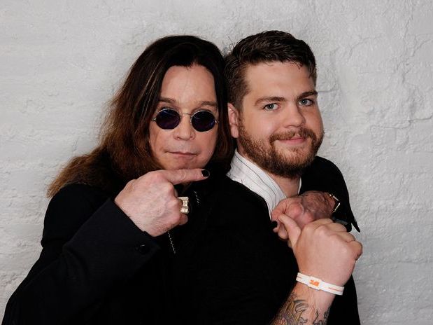 Ozzy Osbourne hospitalizado por un accidente mientras tomaba sus vitaminas