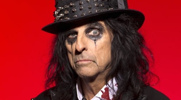 ALICE COOPER CON NUEVO BATERÍA DE FORMA TEMPORAL