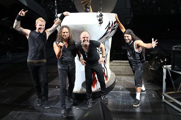 METALLICA: VIDEOS OFICIALES DE SU SEGUNDO Y TERCER CONCIERTO EN VANCOUVER