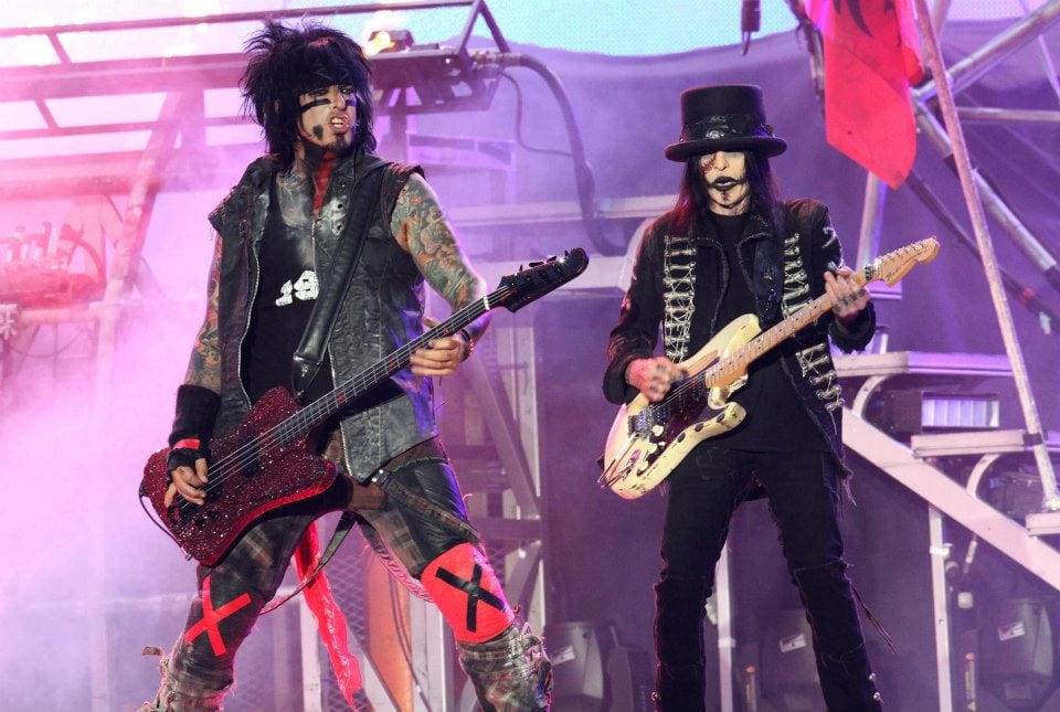 Nikki Sixx sobre el despido de Mick Mars: "Si uno de tus jugadores ya no puede jugar, contratas a otro"