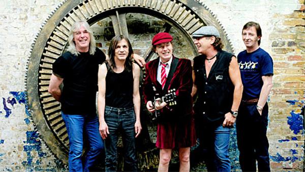 Confirmado oficialmente: AC/DC editarán nuevo disco y girarán en 2014