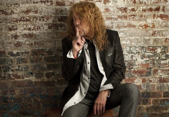 Robert Plant estrena nuevo tema en directo. Grabación profesional disponible