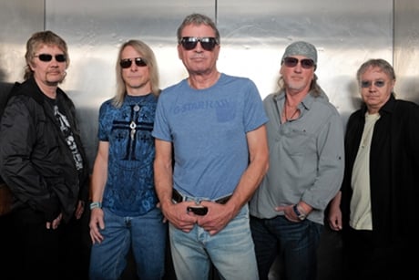 DEEP PURPLE FIJAN FECHA DE LANZAMIENTO OFICIAL