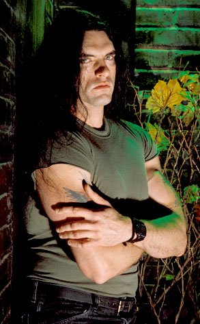 BIOGRAFÍA AUTORIZADA DE PETER STEELE EN CAMINO