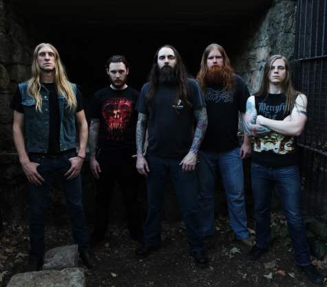 SKELETONWITCH SE PREPARAN PARA GRABAR