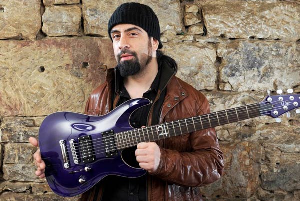 ROB CAGGIANO: "ME FUI DE ANTHRAX PORQUE NO HABÍA VINCULO EMOCIONAL. NO ERA FELIZ. SOY MÚSICO, Y SOY UNA PERSONA CREATIVA"