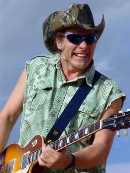 TED NUGENT SE PREPARA PARA GRABAR