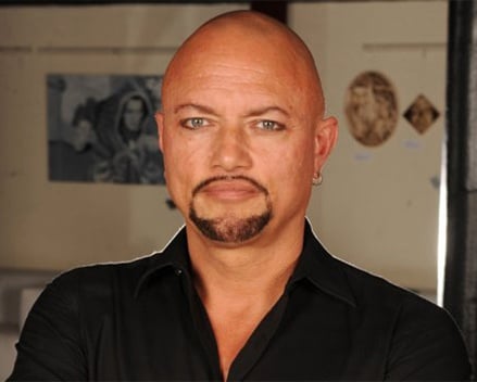 GEOFF TATE ENCIENDE MÁS TODAVÍA LA RELACIÓN CON SUS EX-COMPAÑEROS DE QUEENSRŸCHE