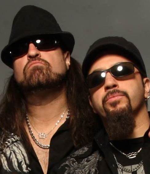 ADRENALINE MOB PREPARAN SU SEGUNDA ENTREGA