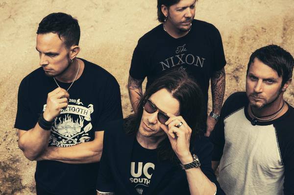 Alter Bridge retrasan la publicación de “Live in Milan”