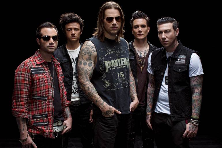 El último trabajo de Avenged Sevenfold consigue ser disco de oro en su país