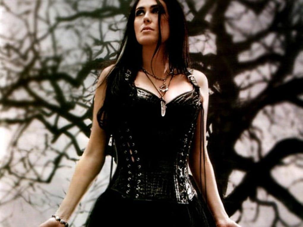 Within Temptation estrenan el video clip de “And We Run”