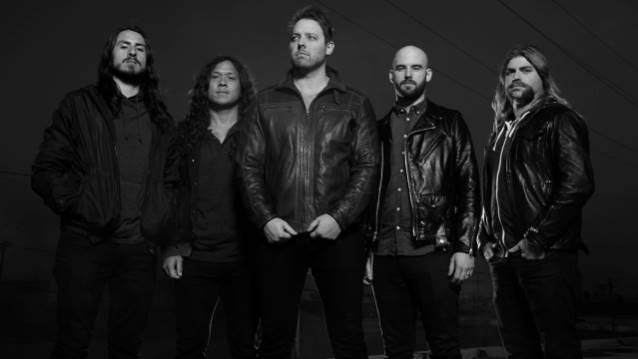 Wovenwar, la banda formada por los músicos de As I Lay Dying, ofrecen su primer single