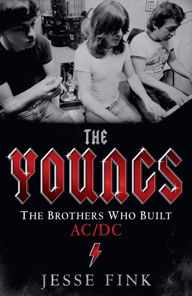 El oscuro mundo de AC/DC y los hermanos Young