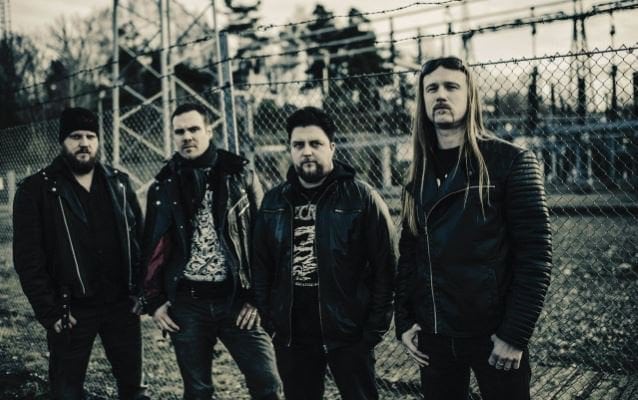 “Headhunter” es el tema protagonista del video clip que marca el regreso de The Crown