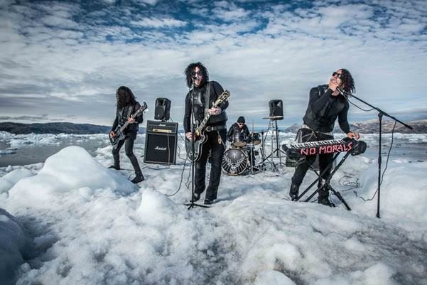 The Defiled ha sido la primera banda del mundo en tocar encima de ¡un iceberg!