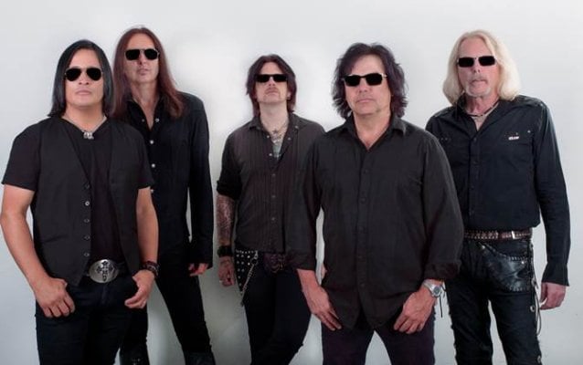 Gira española de Black Star Riders confirmada