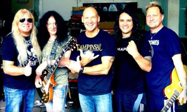 Primal Fear se estrenan con Aquiles Priester