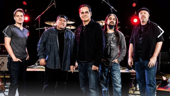 Neal Morse regresa con su banda y un gran experimento