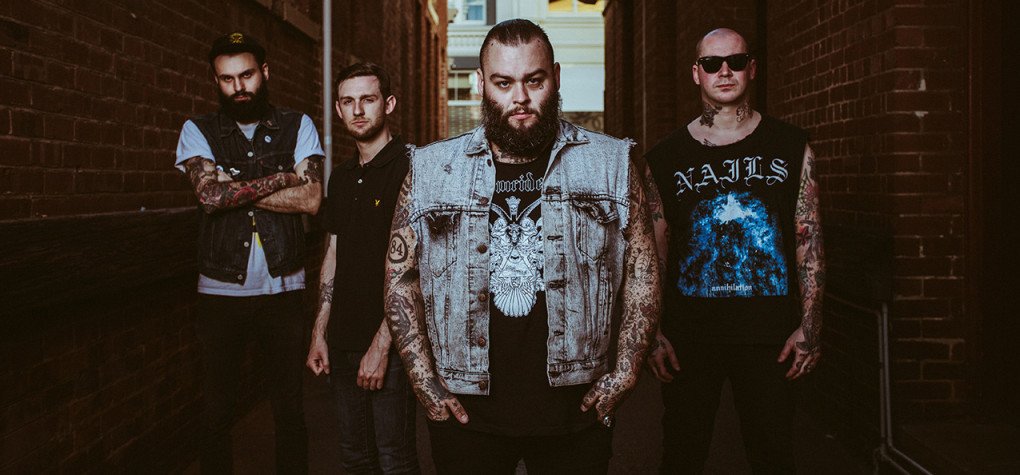 “Bonfire Season” protagoniza el nuevo video clip de Gallows