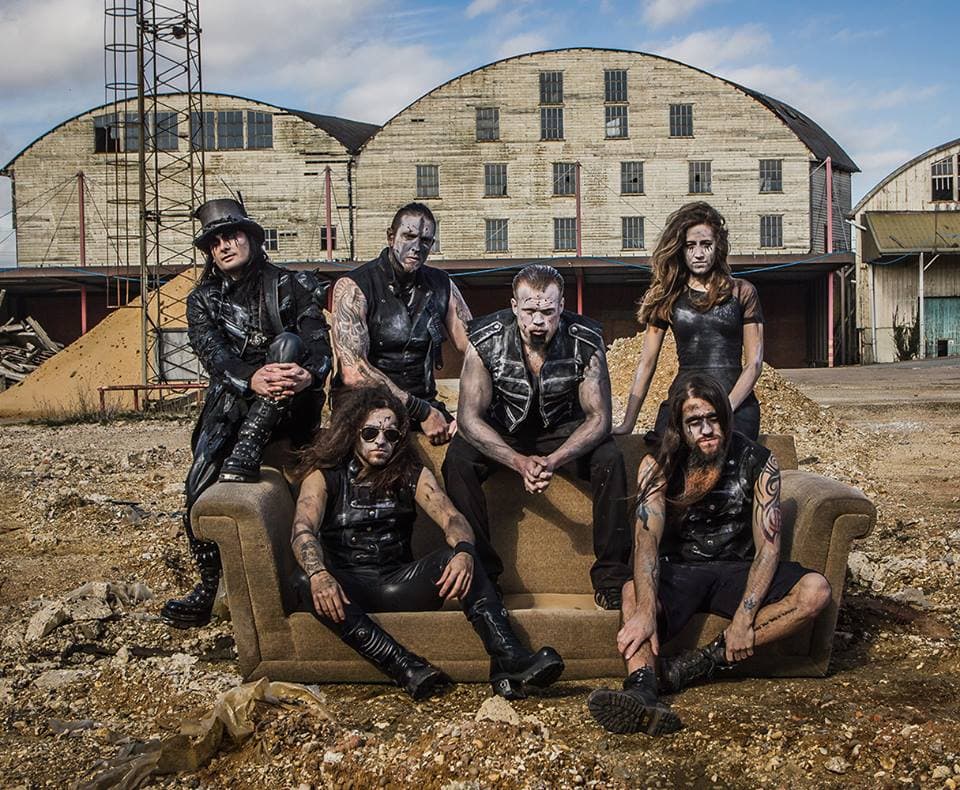 Devilment, la otra banda de Dani Filth, con nuevo miembro en sus filas