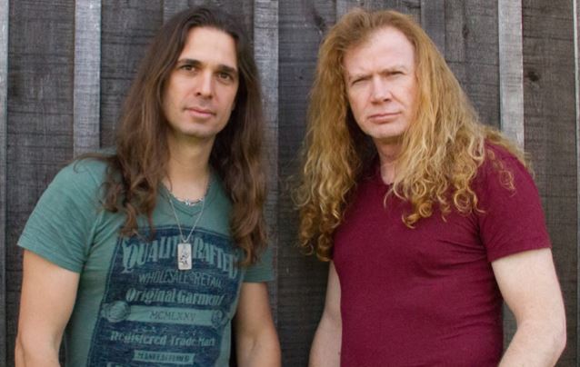 Se hace oficial: Kiko Loureiro será el nuevo guitarrista de Megadeth