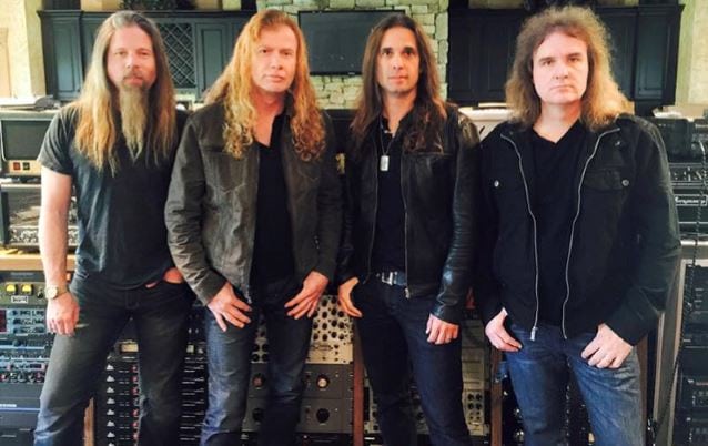 Primera foto de Megadeth con su "nueva" formación