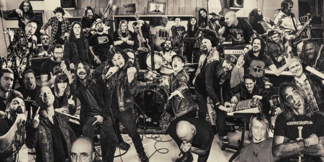 Otro adelanto de Teenage Time Killers, el proyecto en el que participan miembros de Foo Fighters, Lamb Of God o Slipknot entre otros