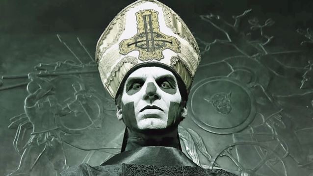 Ghost presentan a su 'nuevo' frontman: Papa Emeritus III