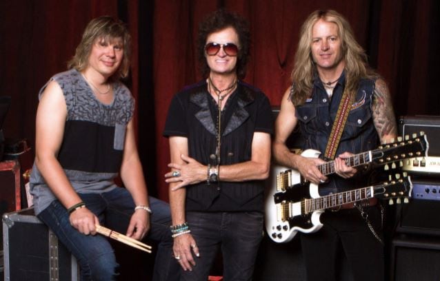 Glenn Hughes presenta a su nueva banda en solitario