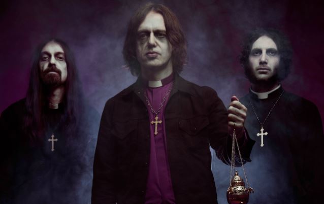 Miembros de Cathedral y Electric Wizard forman With The Dead