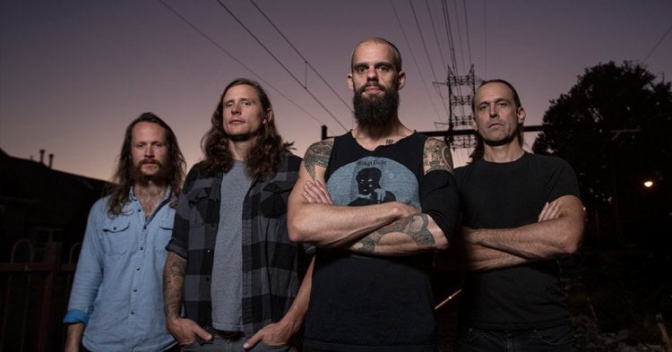 Una chica sufre abuso sexual en un concierto de Baroness