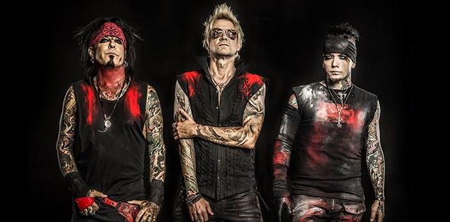 Bloque de noticias: Sixx A.M. - The Defiants - Why Not Here Fest - Reaktion - Sound Crush