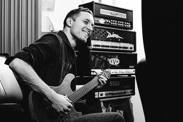 Fallece a los 28 años Tom Searle, guitarrista de Architects