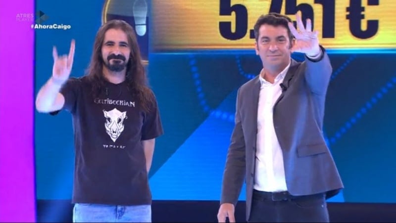 El vocalista de Celtibeerian ganó el premio en el programa "Ahora Caigo"