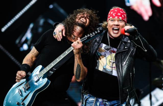 ¿Guns N' Roses y Foo Fighters juntos sobre el escenario? Sí, ha ocurrido